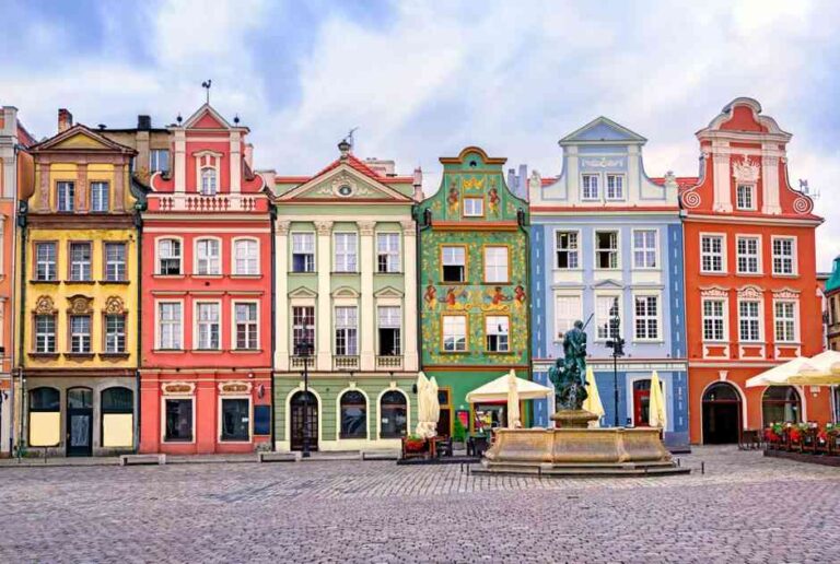 Najlepsze restauracje w Poznaniu rynek kamienice restauracje Poznań